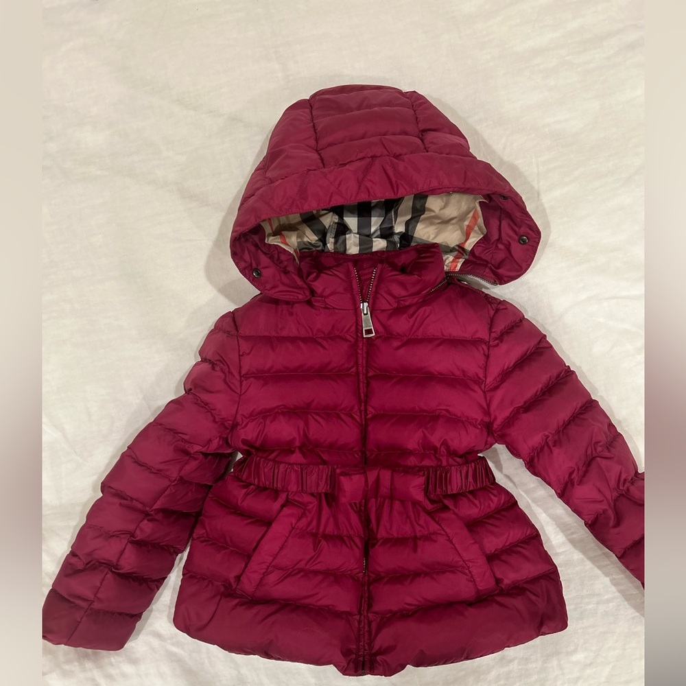 Kids Burberry Burgundy Janie Hooded Puffer Jacket - 6Y, Not worn